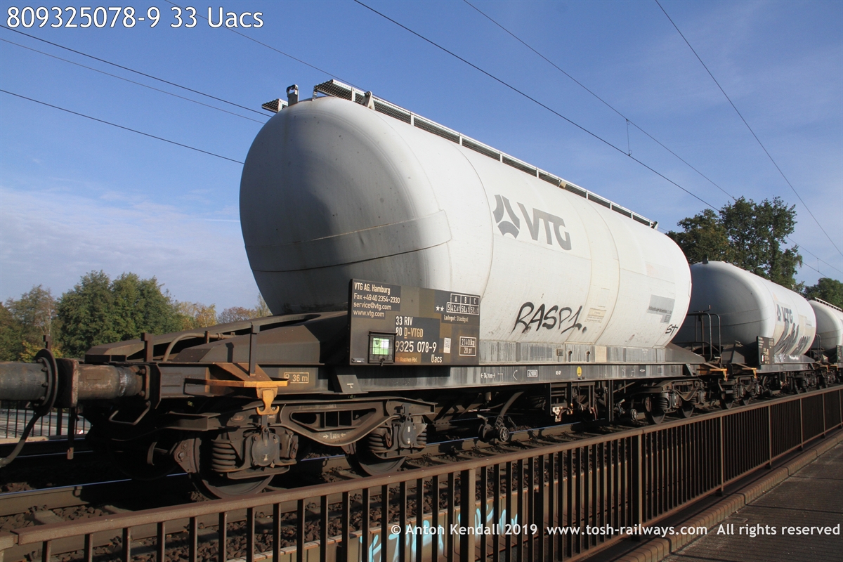 809325078-9_33 Uacs.JPG